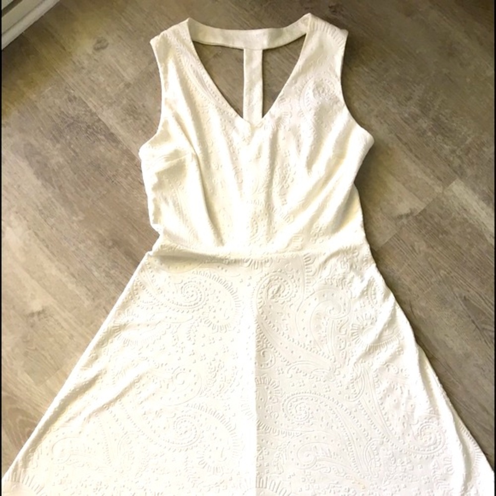 Enfocus Studio Dress Sleeveless T-Stap Back Pullover Skater Skirt White Size 8